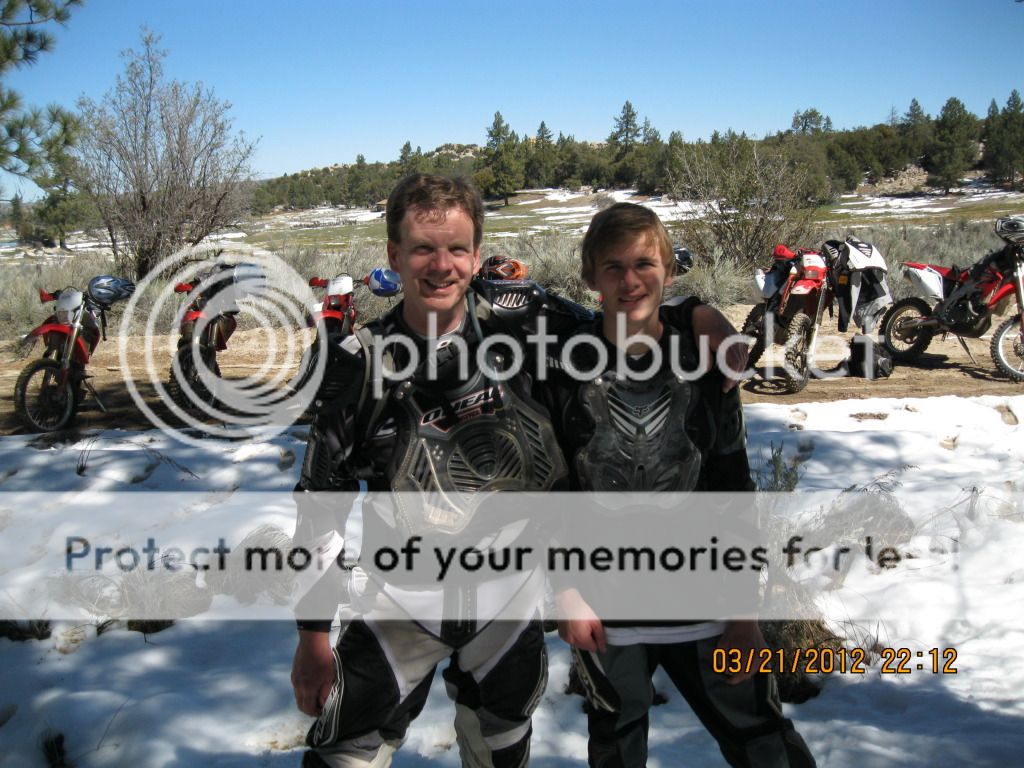 http://i399.photobucket.com/albums/pp80/falcofred/BajaRidingTripSpringBreak2012021.jpg