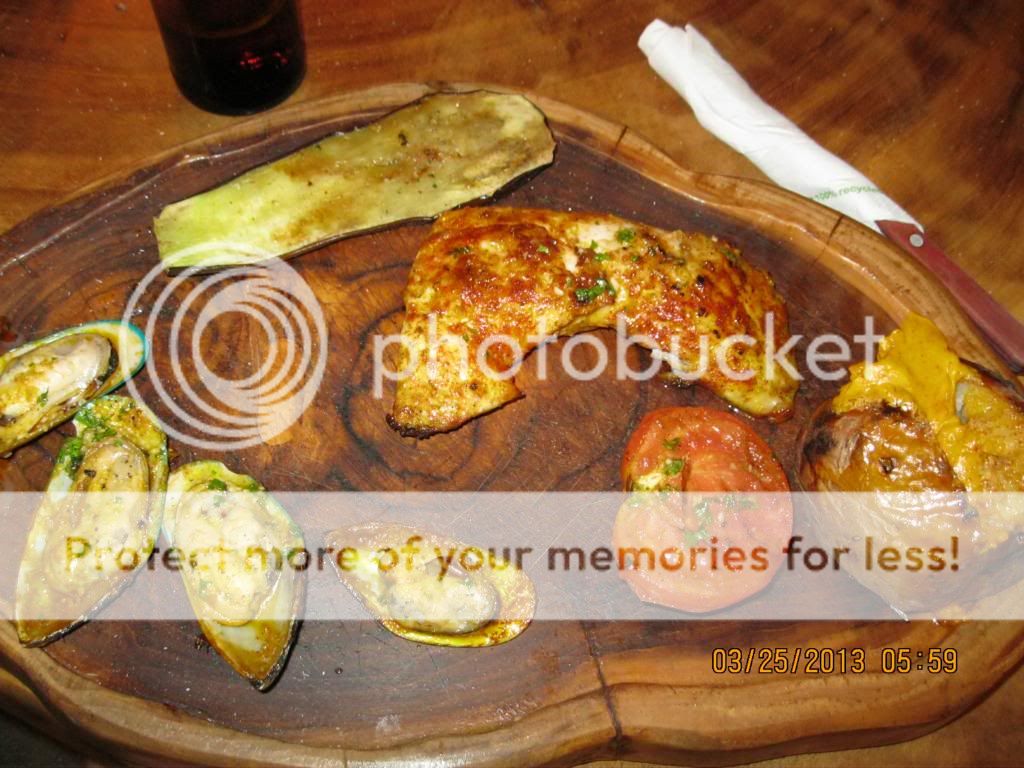 http://i399.photobucket.com/albums/pp80/falcofred/IMG_1059_zpsb5c2b9a2.jpg